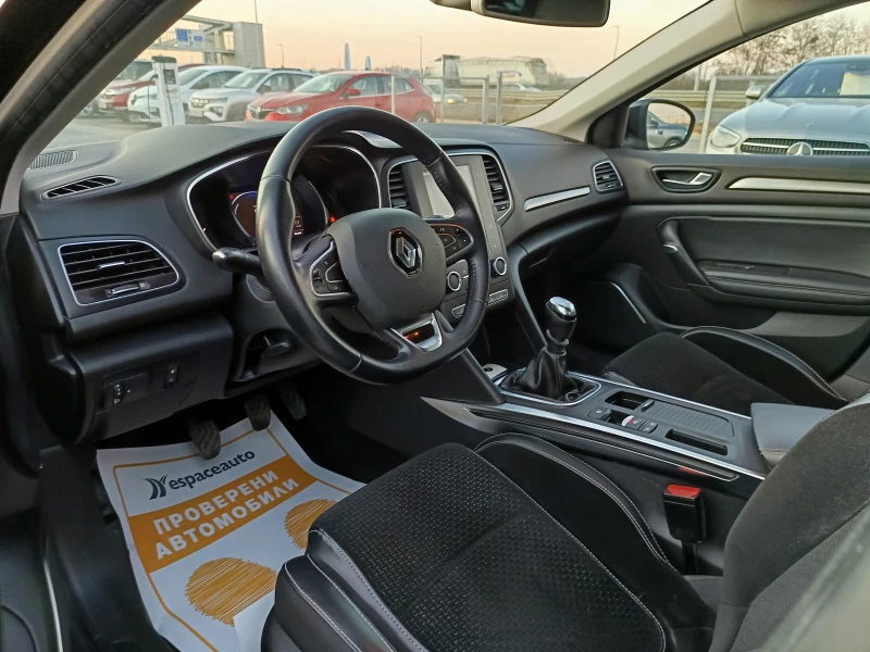 Renault Megane 1.3 TCe/ 140к.с., снимка 12 - Автомобили и джипове - 48144121