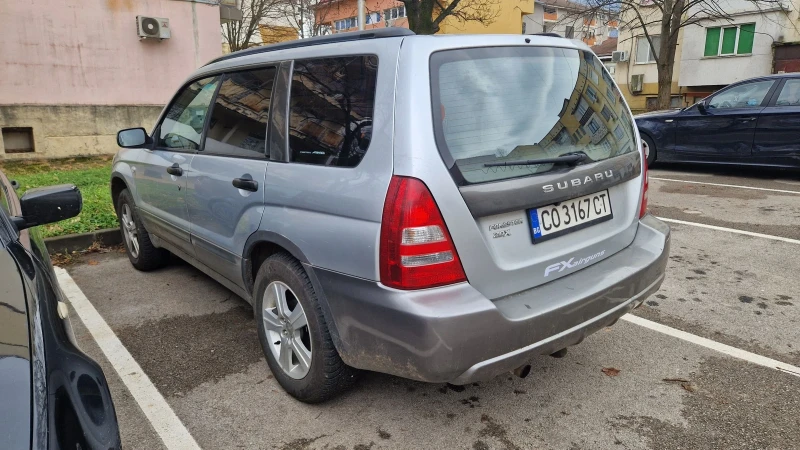 Subaru Forester 2.0 125кс, снимка 2 - Автомобили и джипове - 48487273