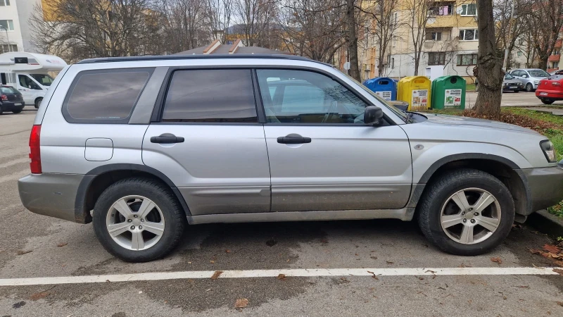 Subaru Forester 2.0 125кс, снимка 4 - Автомобили и джипове - 48487273