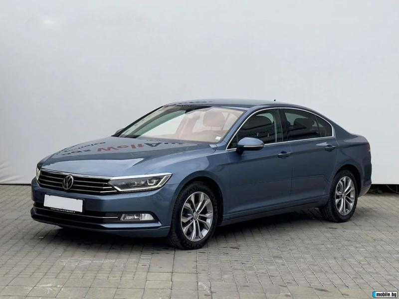 VW Passat * Highline* BMT* DSG* Digital* Camera* Keyless* Di, снимка 1 - Автомобили и джипове - 48466567