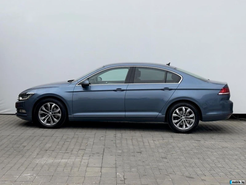 VW Passat * Highline* BMT* DSG* Digital* Camera* Keyless* Di, снимка 2 - Автомобили и джипове - 48466567