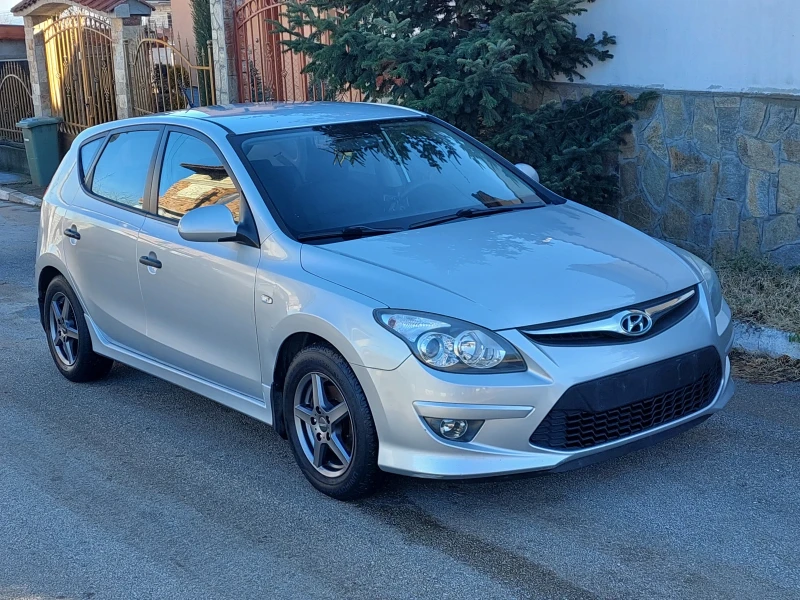 Hyundai I30 1.4 Facelift, снимка 1 - Автомобили и джипове - 49565386