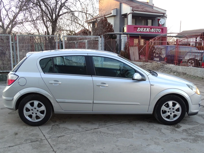 Opel Astra  1.7 CDTI_101 Коня, снимка 4 - Автомобили и джипове - 48833097