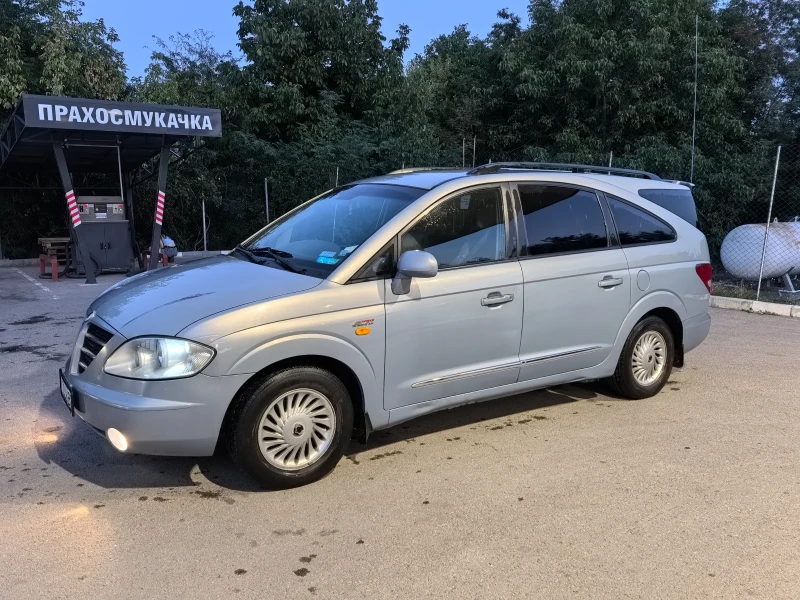 Ssang yong Rodius, снимка 1 - Автомобили и джипове - 48925024