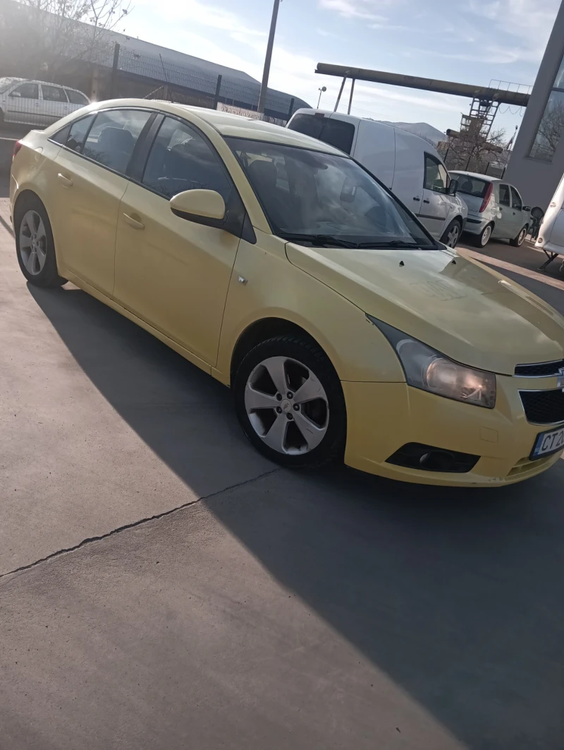 Chevrolet Cruze, снимка 2 - Автомобили и джипове - 49394232