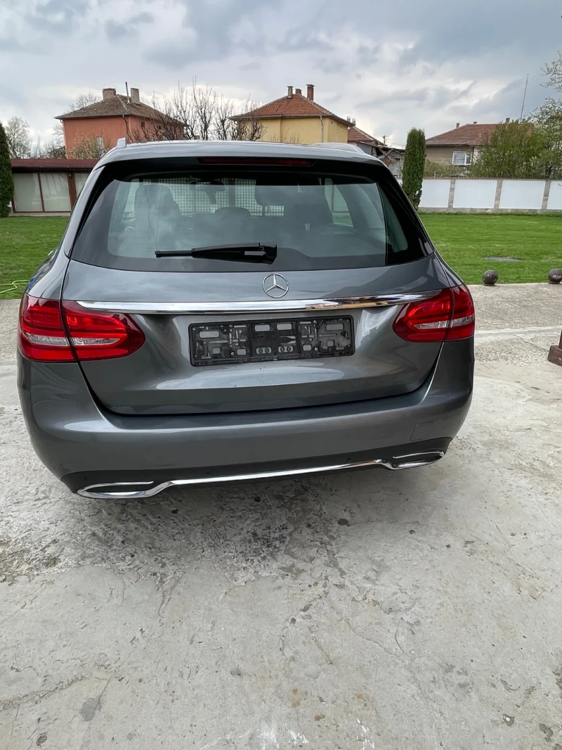 Mercedes-Benz C 200, снимка 4 - Автомобили и джипове - 52637939