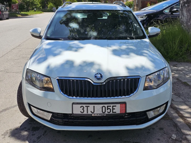 Skoda Octavia 2.0TDI, 4x4, НАВИ, снимка 2 - Автомобили и джипове - 50025001