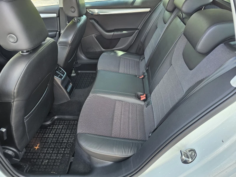 Skoda Octavia 2.0TDI, 4x4, НАВИ, снимка 9 - Автомобили и джипове - 50025001