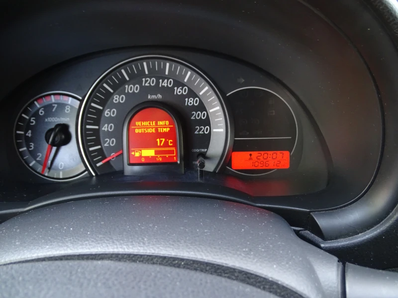 Nissan Micra 1.2 BENZIN NAVI KLIMATRONIK EURO 6, снимка 8 - Автомобили и джипове - 50656473