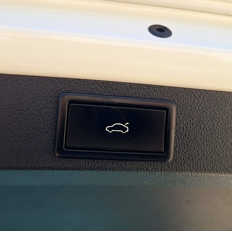 Skoda Octavia 1.4TSi CNG, снимка 11 - Автомобили и джипове - 51247053