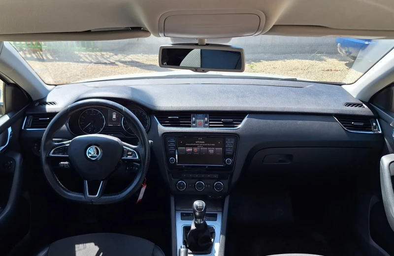 Skoda Octavia 1.4TSi CNG, снимка 7 - Автомобили и джипове - 51247053