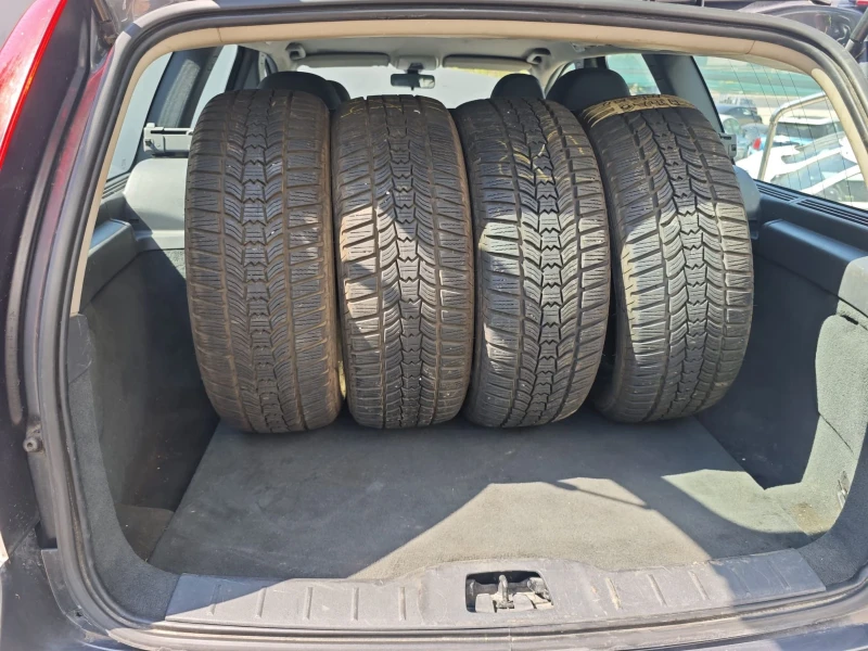 Volvo V50 1.6D POLAR PLUS, снимка 11 - Автомобили и джипове - 51378700