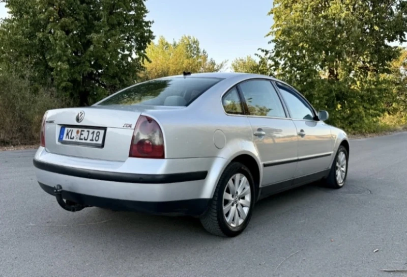 VW Passat 1.9TDI, снимка 11 - Автомобили и джипове - 52770770