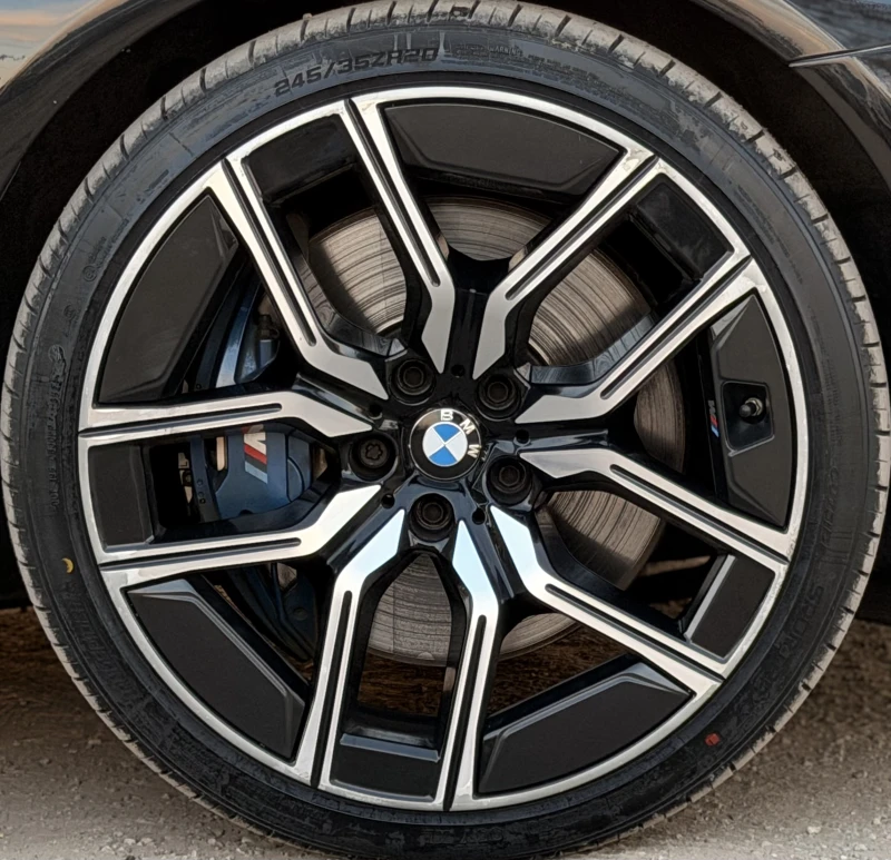 BMW 530 d= M-performance= Face= Digital Cockpit= Distronic, снимка 17 - Автомобили и джипове - 52829436