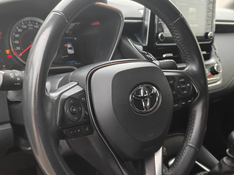 Toyota Corolla 1.6i LPG, снимка 9 - Автомобили и джипове - 53292665