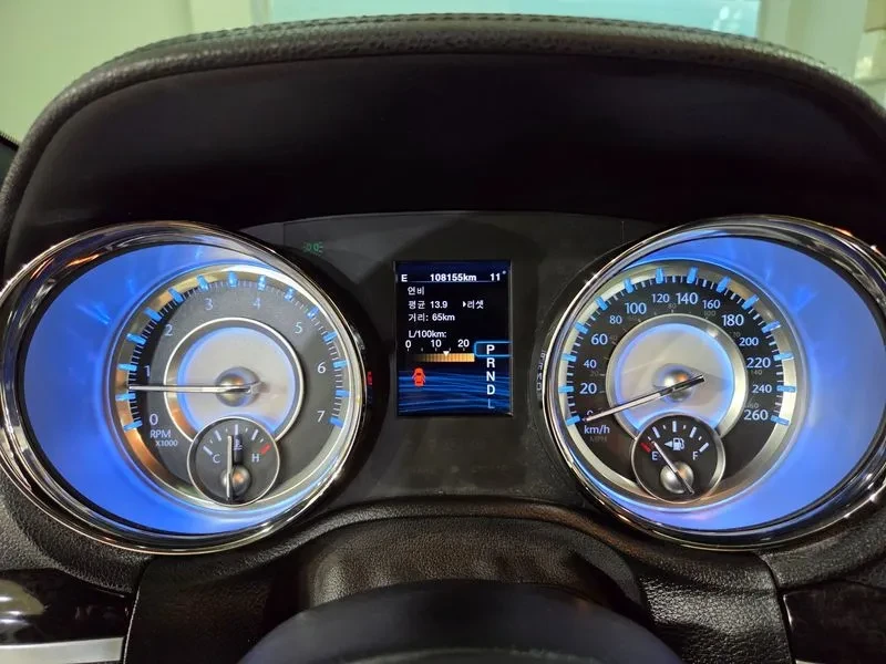 Chrysler 300c, снимка 9 - Автомобили и джипове - 54326082