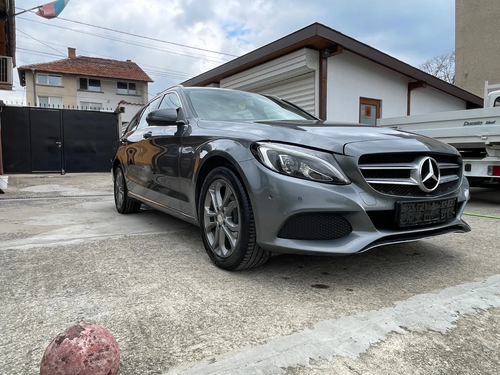 Mercedes-Benz C 200  - изображение 6