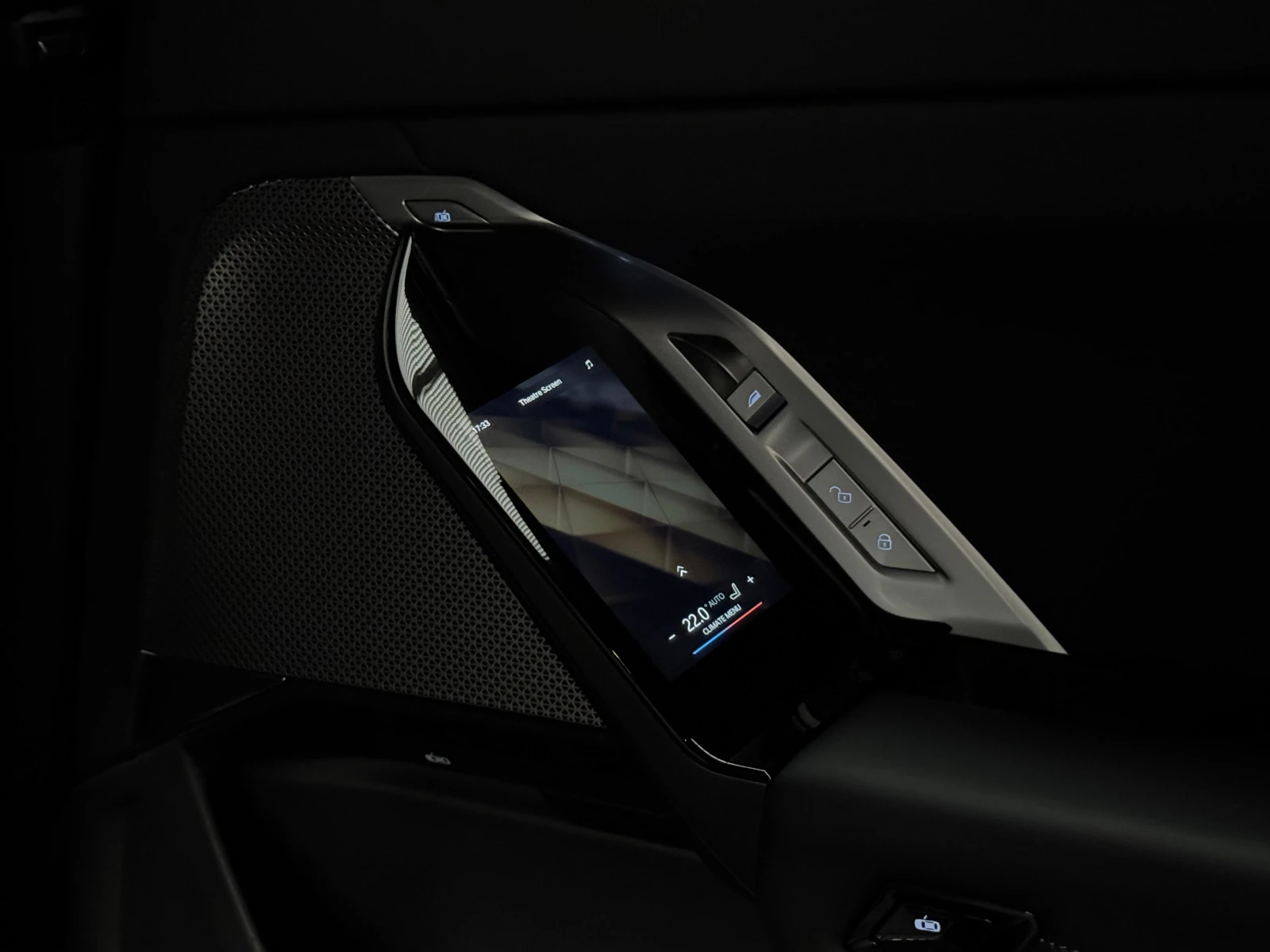 BMW 760 M* E* xDrive* TV* Pano* Camera* B&W - изображение 9