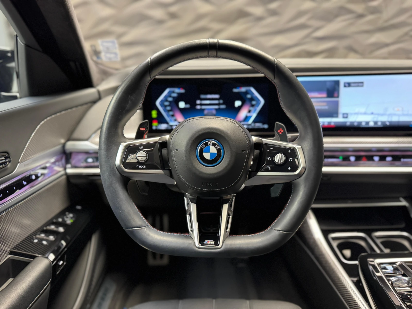 BMW 760 M* E* xDrive* TV* Pano* Camera* B&W - изображение 6