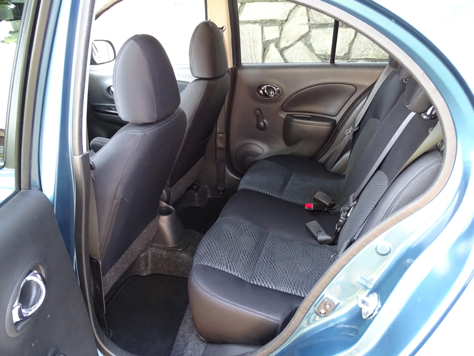 Nissan Micra 1.2 BENZIN NAVI KLIMATRONIK EURO 6 - изображение 6