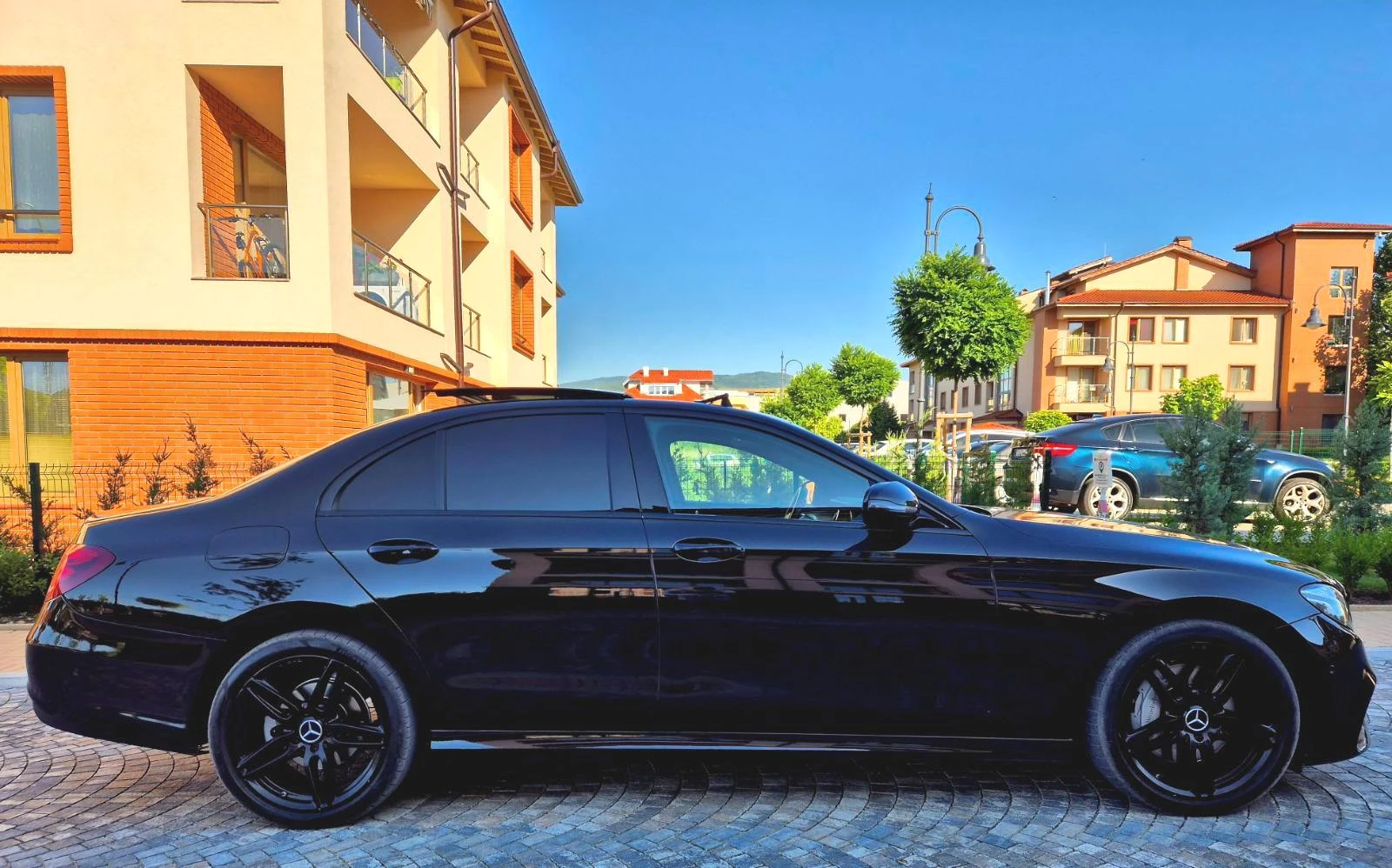 Mercedes-Benz E 220 * AMG* SHADOW* LINE* B/M* TOP*  - изображение 2