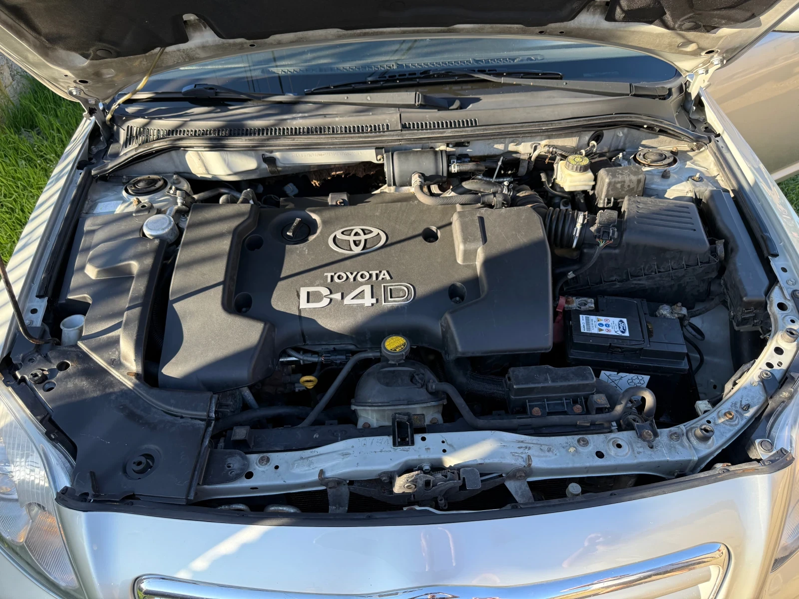 Toyota Avensis 2.0Disel - изображение 8
