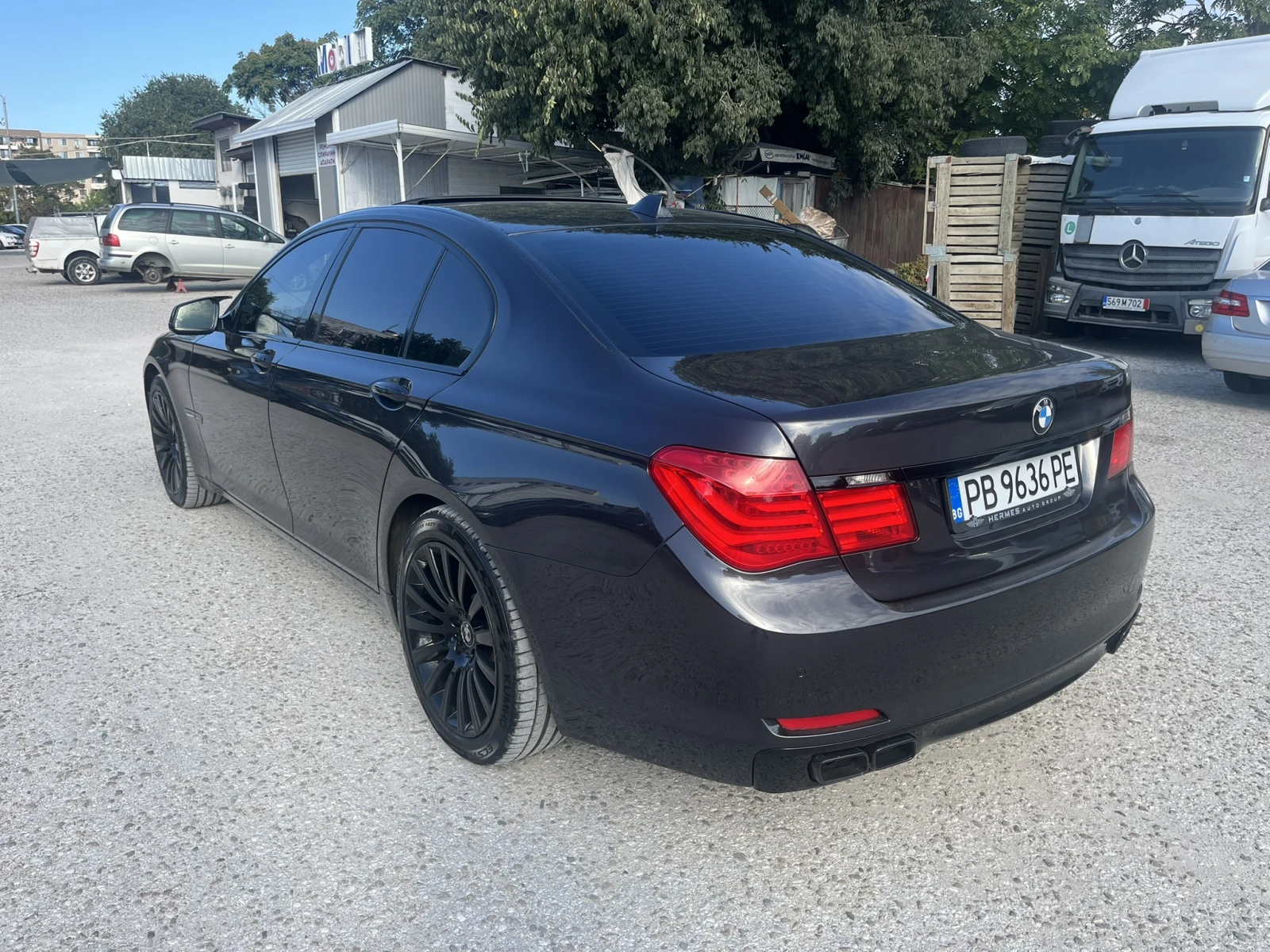 BMW 740  - изображение 4