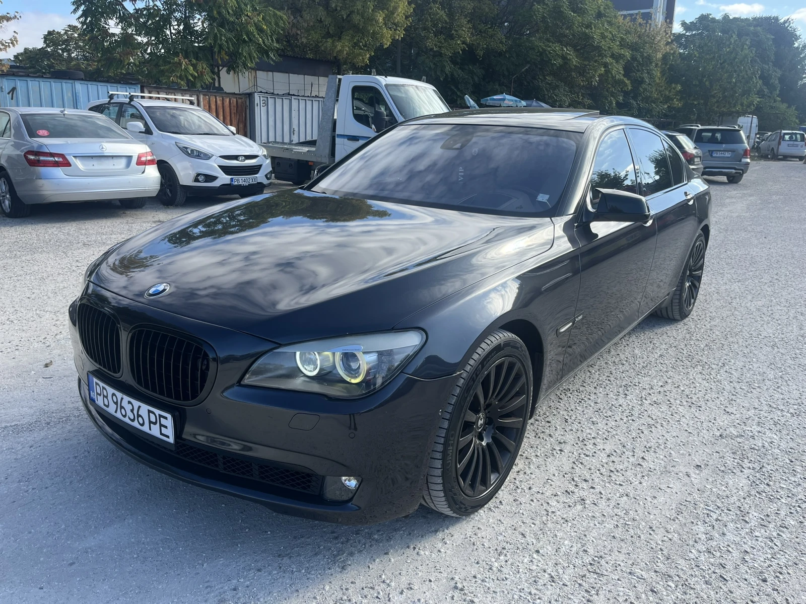 BMW 740  - изображение 2