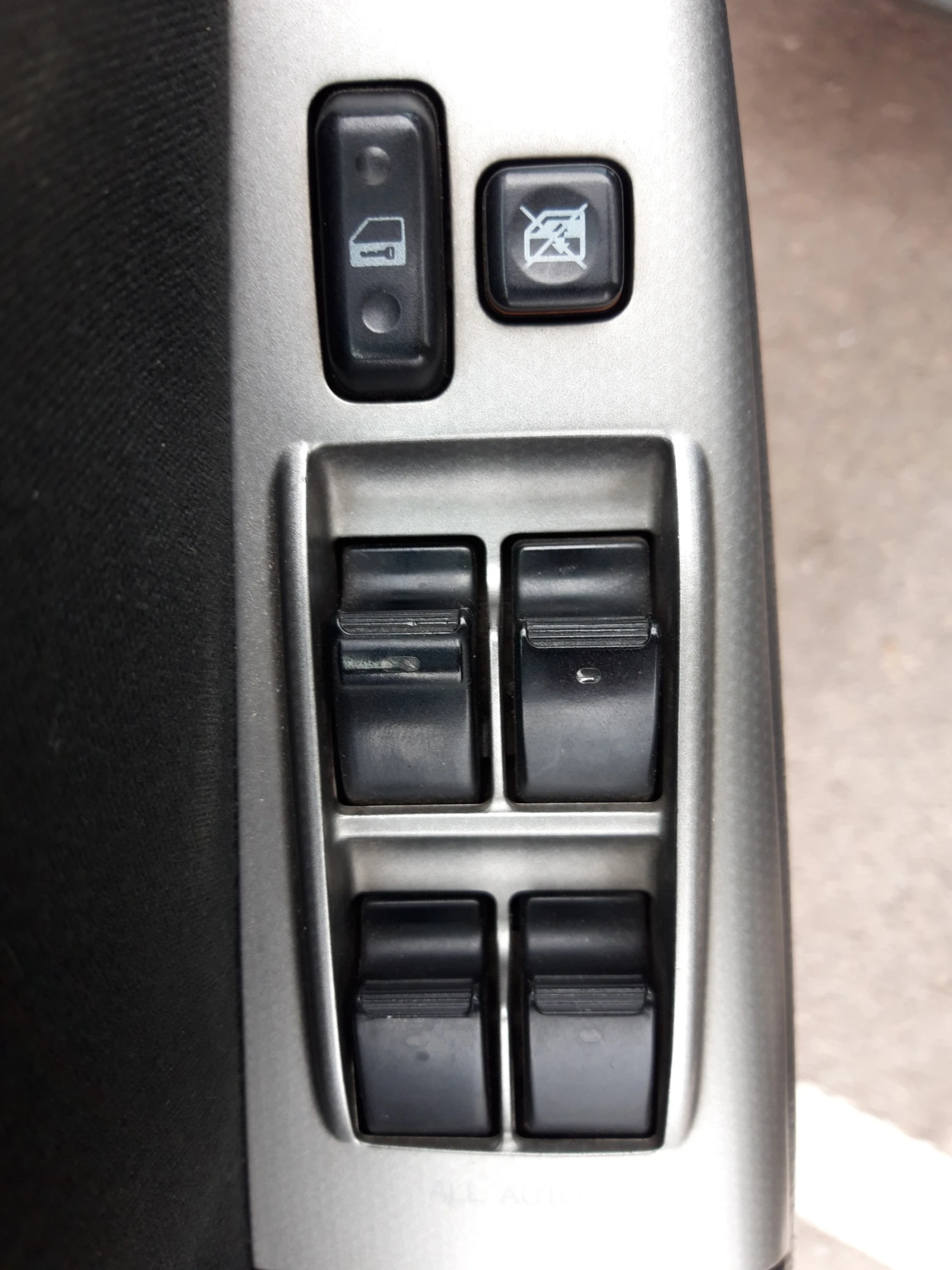 Toyota Corolla 2.0 D4D | Mobile.bg   13