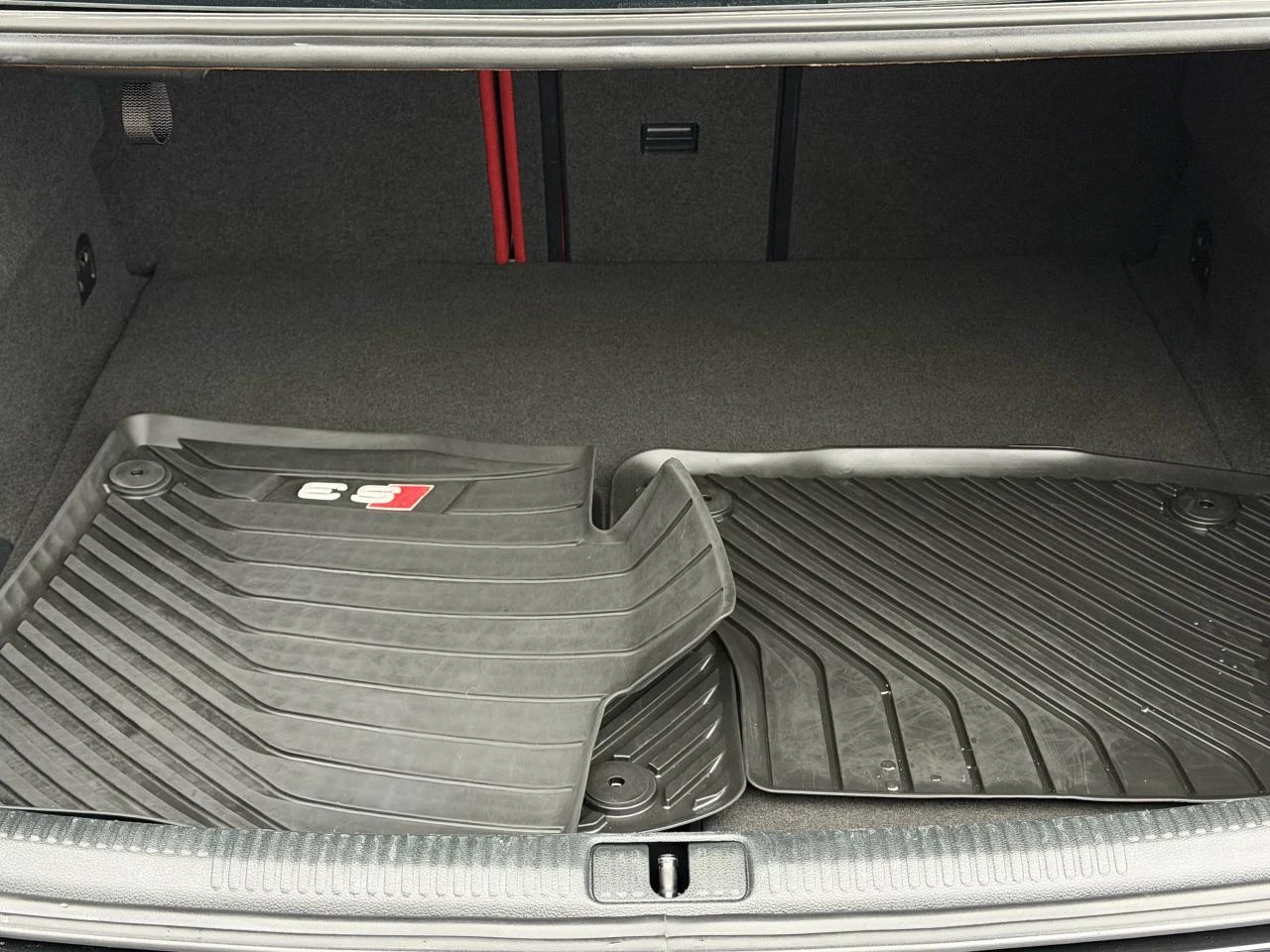 Audi S3 2.0T Technik* Digital* Bang&Olufsen* Sunroof*  | Mobile.bg � ����������� 16