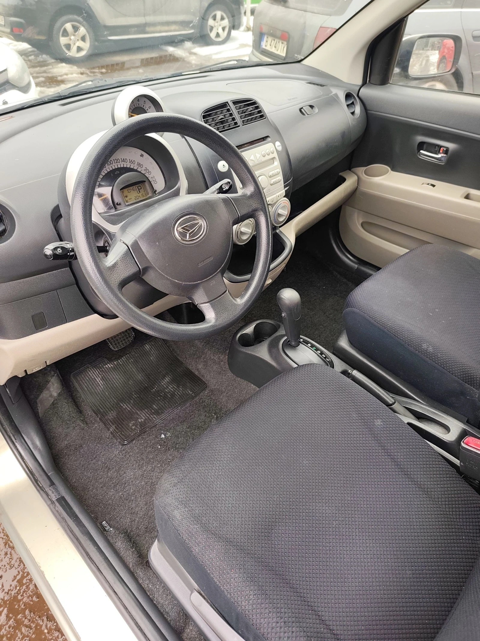 Daihatsu Sirion 1.3 i Автоматик  - изображение 7