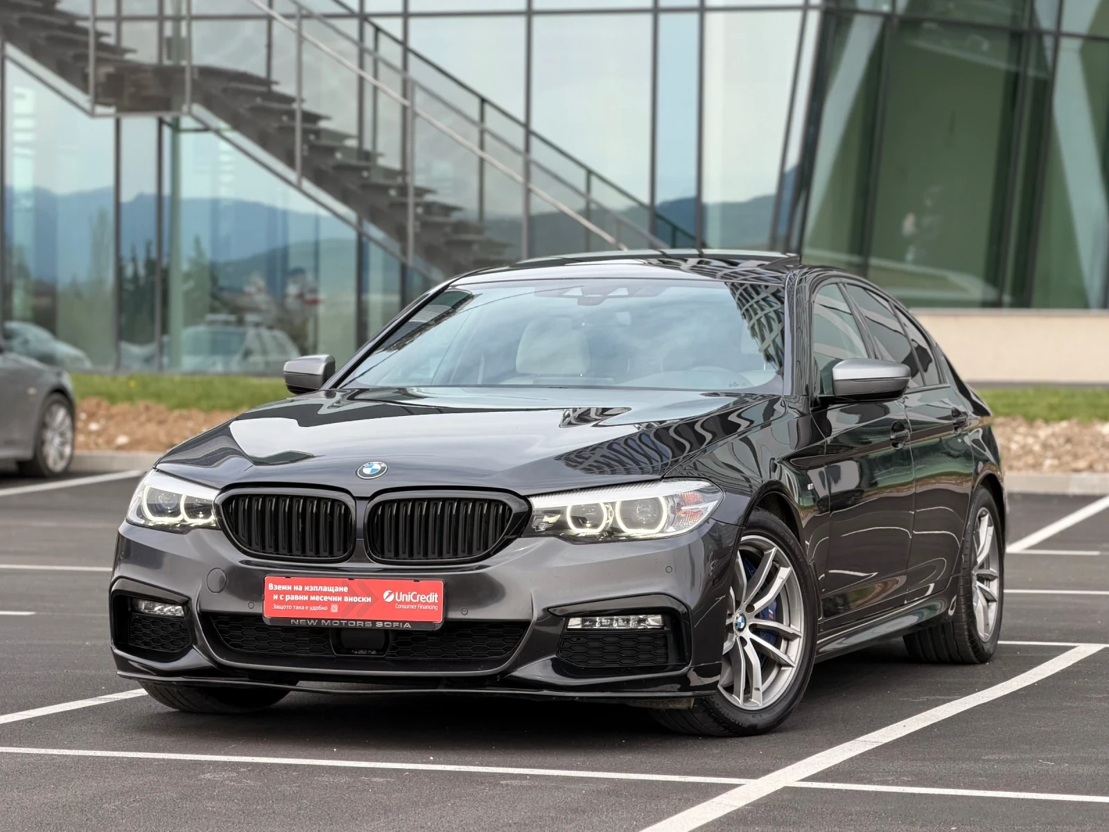 BMW 540 540I M-sport-FullЛизинг през Уникредит 
