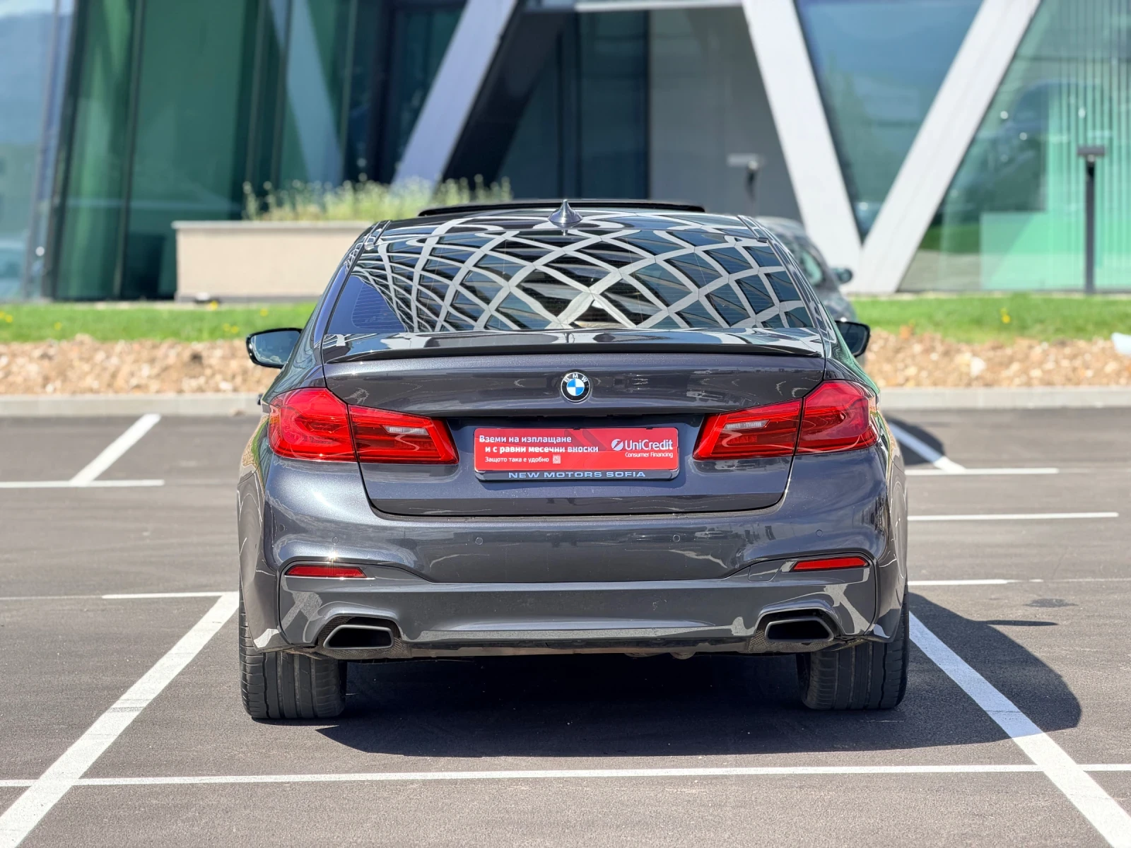 BMW 540 540I M-sport-FullЛизинг през Уникредит , снимка 7 - Автомобили и джипове - 53655202