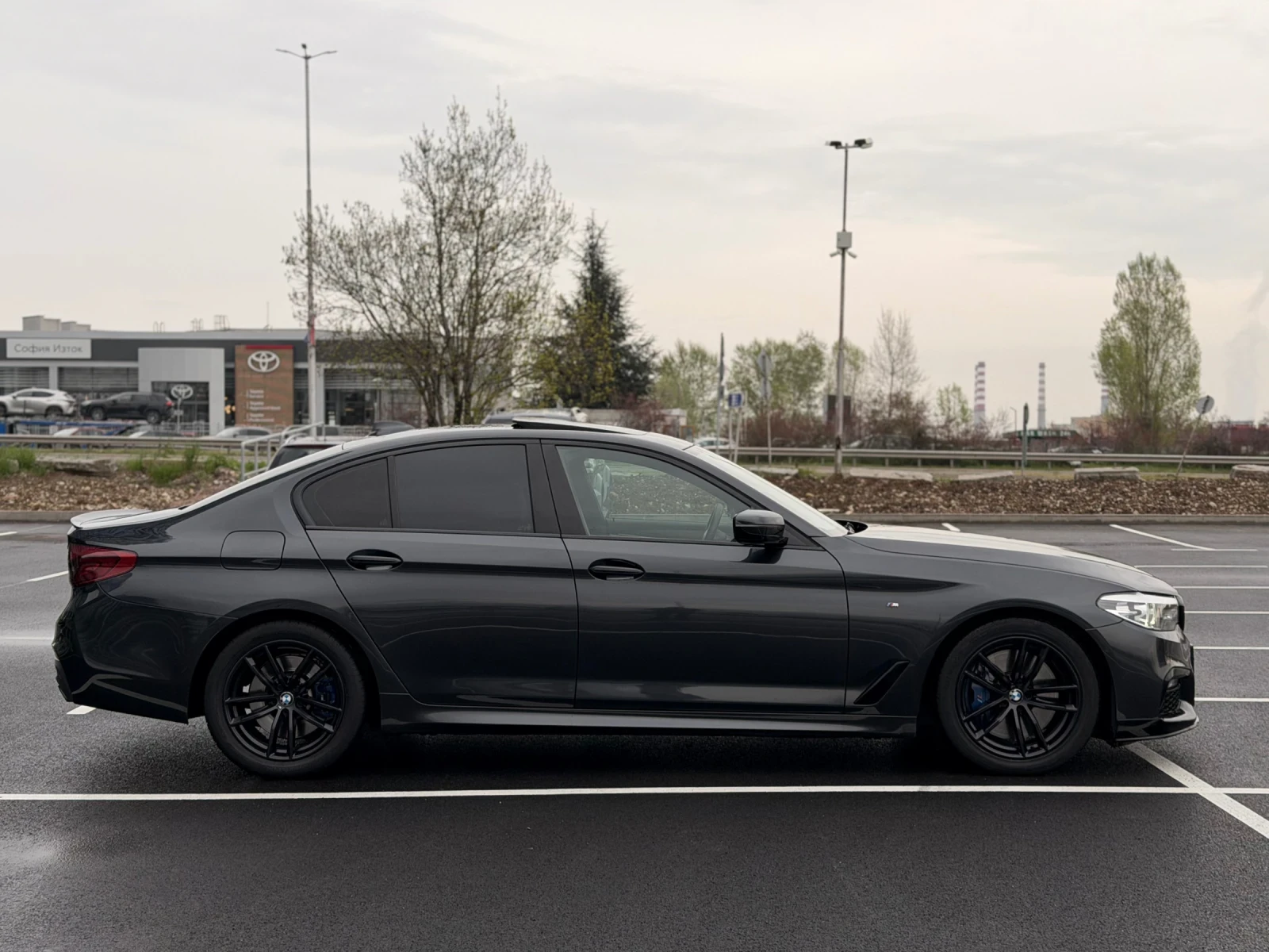 BMW 540 540I M-sport-FullЛизинг през Уникредит , снимка 5 - Автомобили и джипове - 53655202