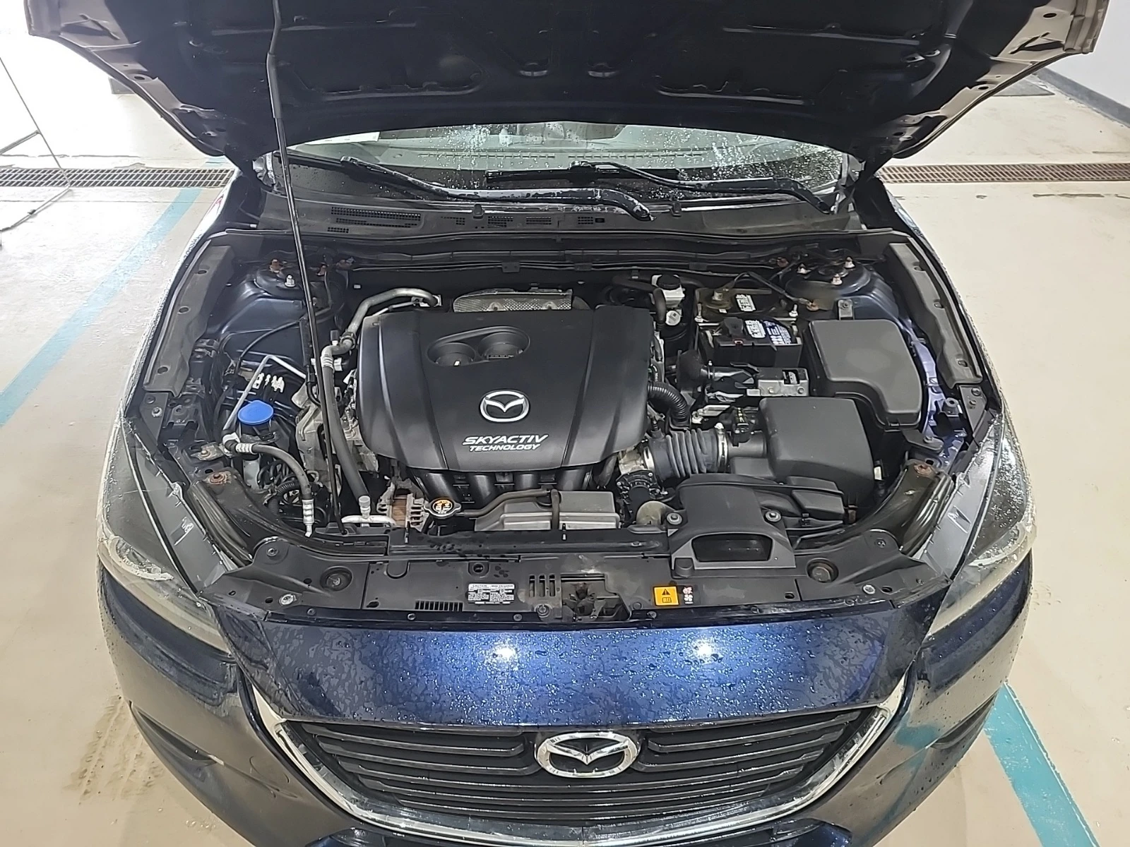 Mazda 3 * * CARFAX * * АВТО КРЕДИТ * * , снимка 13 - Автомобили и джипове - 54038141