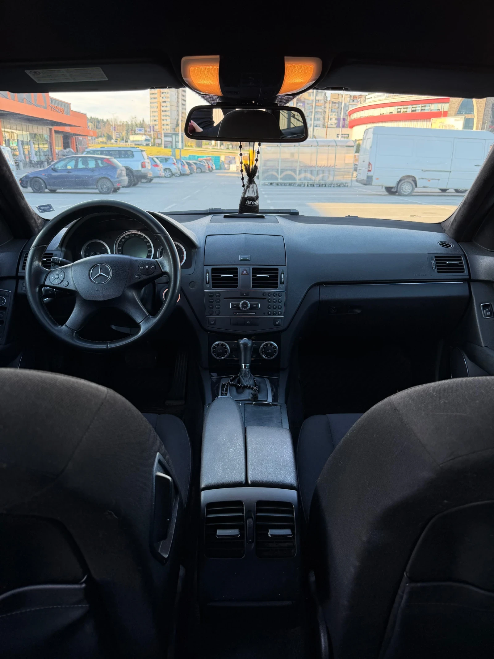 Mercedes-Benz C 220, снимка 10 - Автомобили и джипове - 54119926