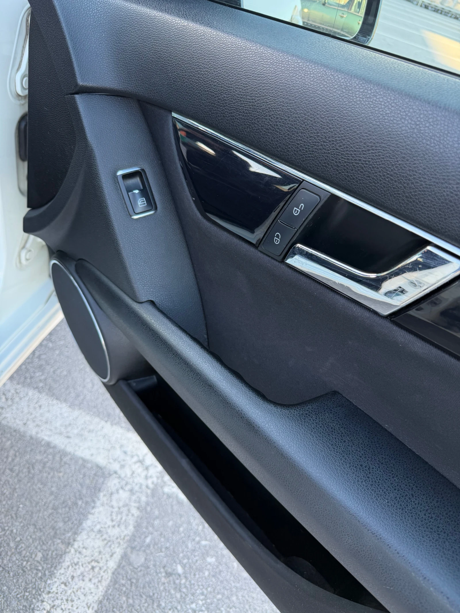 Mercedes-Benz C 220, снимка 15 - Автомобили и джипове - 54119926