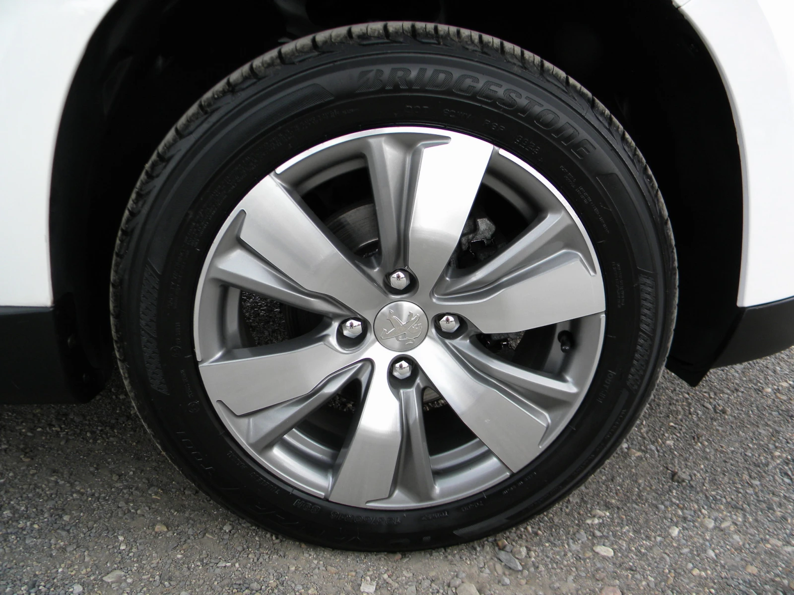 Peugeot 2008 1.6-BLUE* HDI* EURO-6B* , снимка 16 - Автомобили и джипове - 54701039