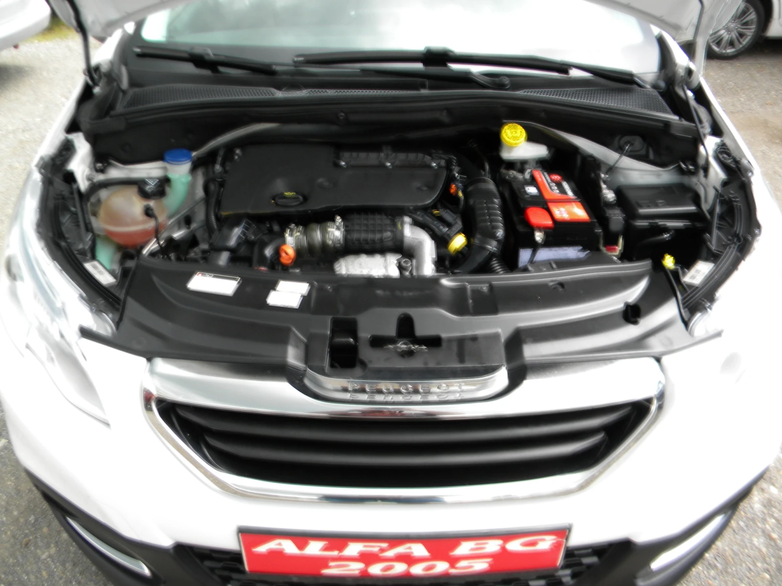 Peugeot 2008 1.6-BLUE* HDI* EURO-6B* , снимка 7 - Автомобили и джипове - 54701039