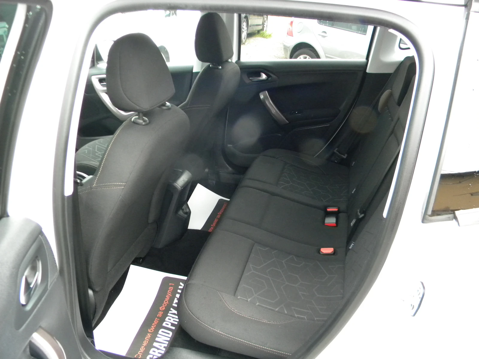 Peugeot 2008 1.6-BLUE* HDI* EURO-6B* , снимка 10 - Автомобили и джипове - 54701039