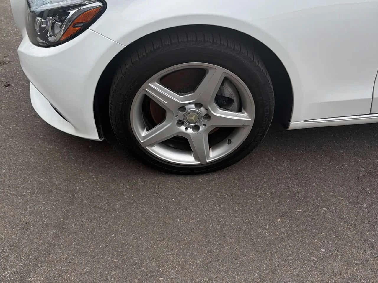 Mercedes-Benz C 300 4MATIC | CARFAX | БЕЗ ПЪРВОНАЧАЛНА ВНОСКА, снимка 7 - Автомобили и джипове - 55054195