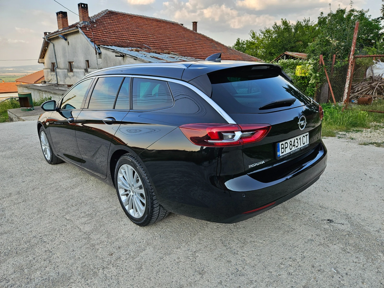 Opel Insignia 2.0D Automatik 170кс, снимка 5 - Автомобили и джипове - 55066369