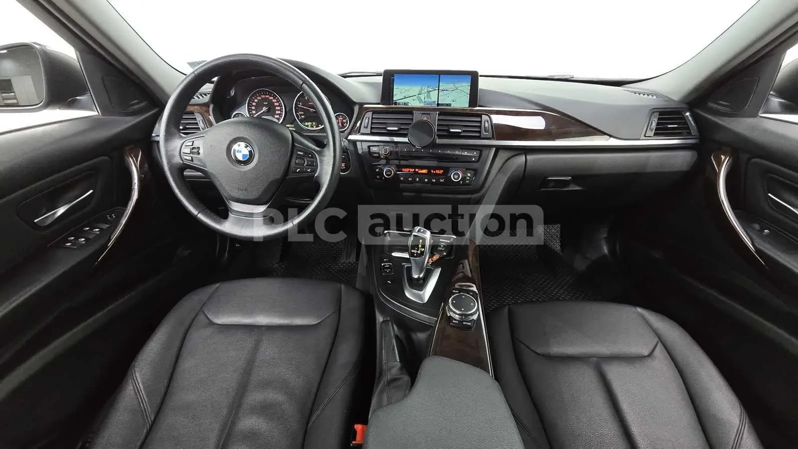 BMW 320 M SPORT + HEAD UP/360/PANO/FULL, снимка 6 - Автомобили и джипове - 55132767