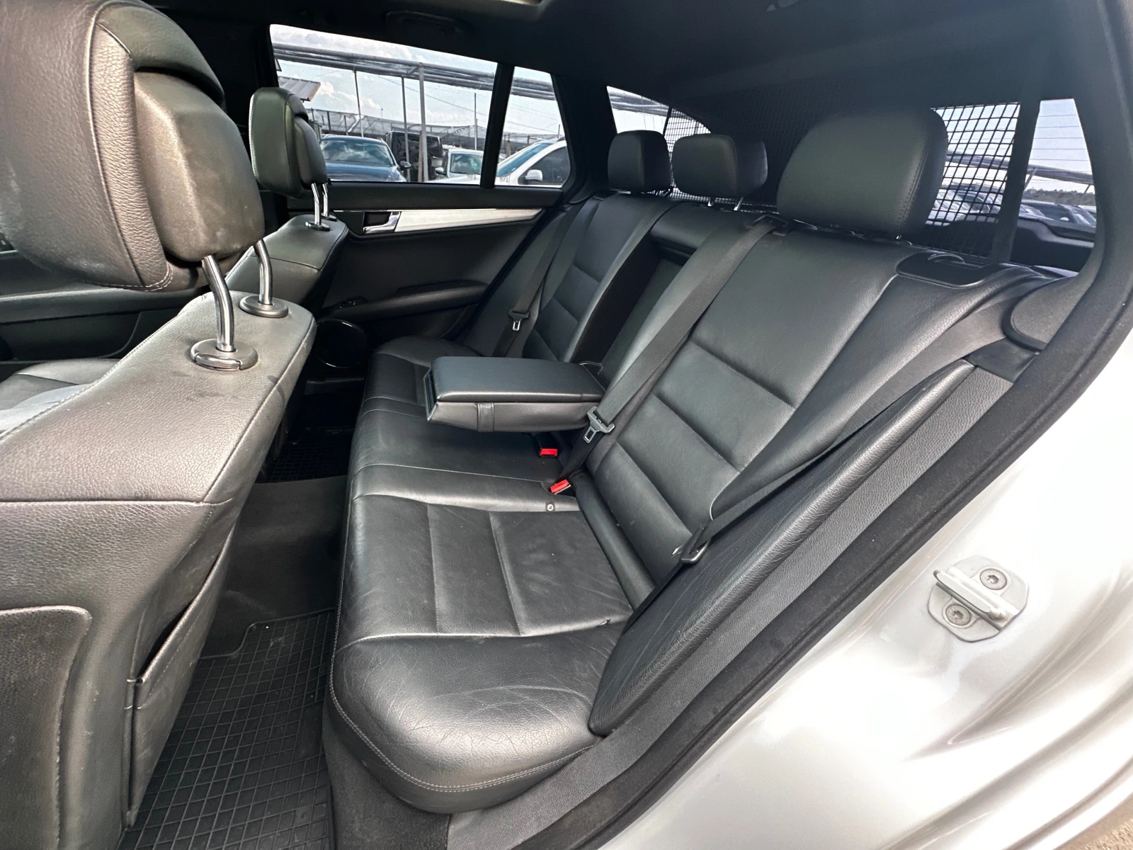Mercedes-Benz C 220 170к.с 646 AMG-Line, снимка 17 - Автомобили и джипове - 55448416