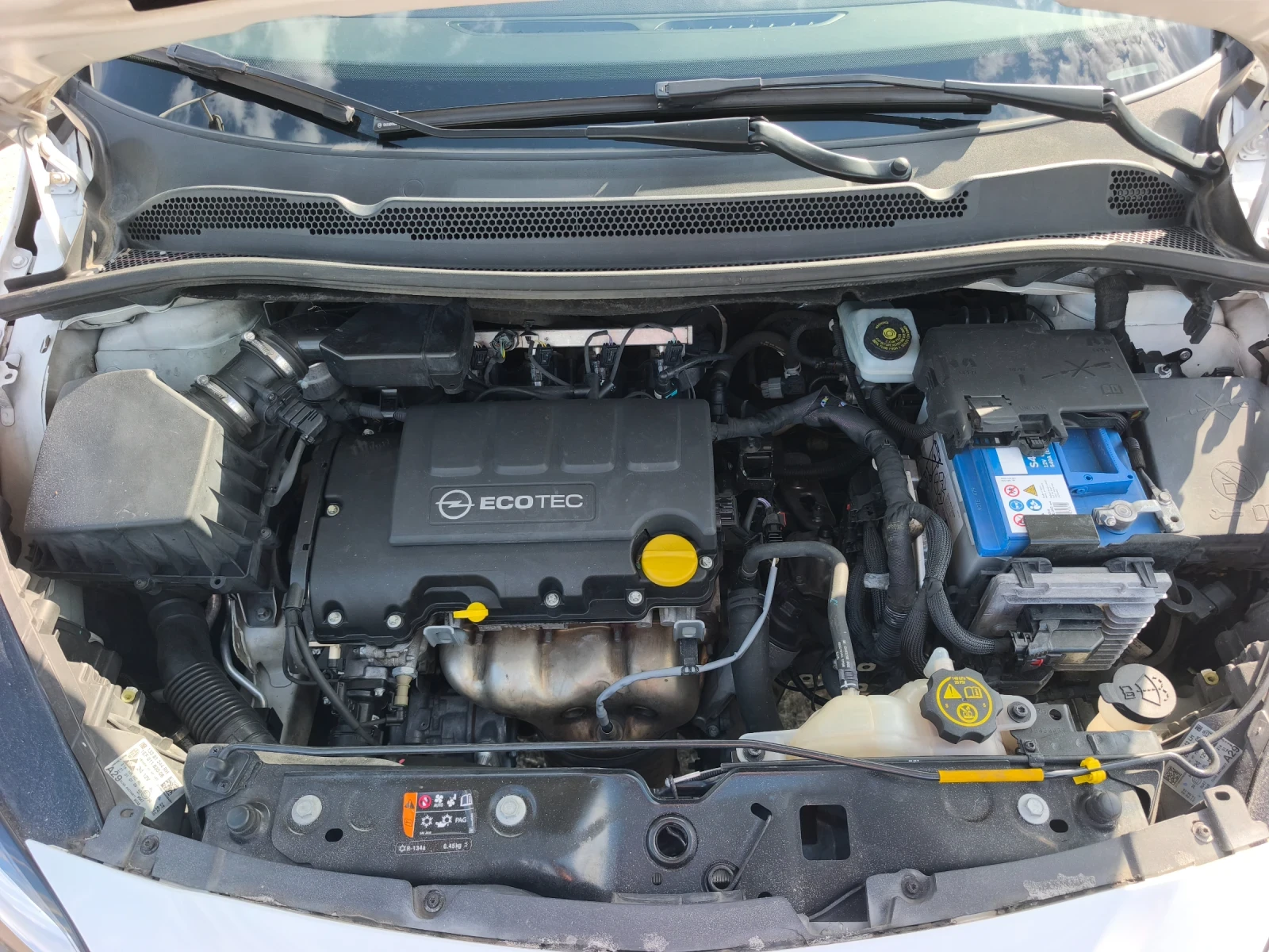 Opel Corsa 1.4 LPG SPORT NEW !!!, снимка 12 - Автомобили и джипове - 55476190