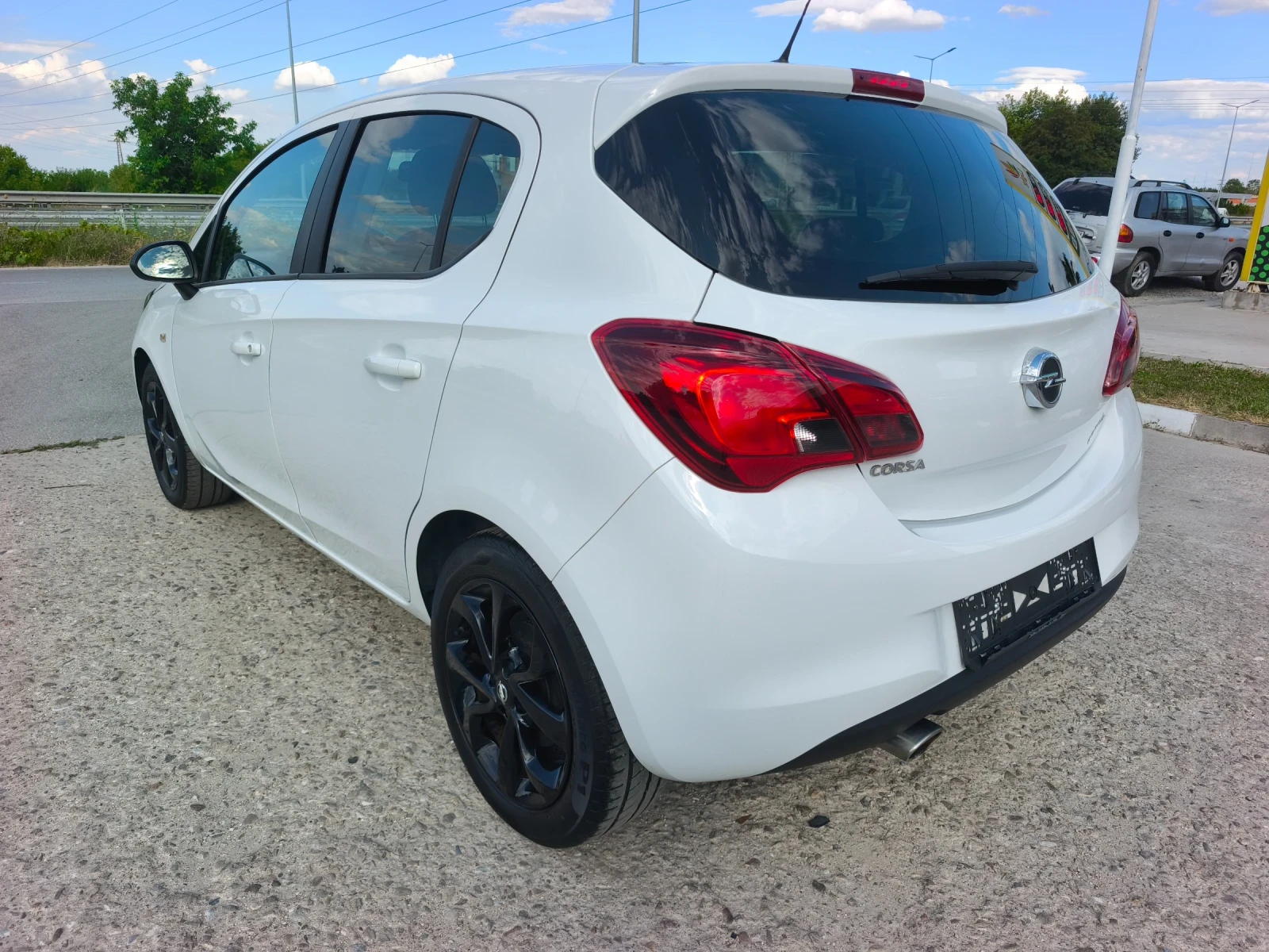 Opel Corsa 1.4 LPG SPORT NEW !!!, снимка 5 - Автомобили и джипове - 55476190
