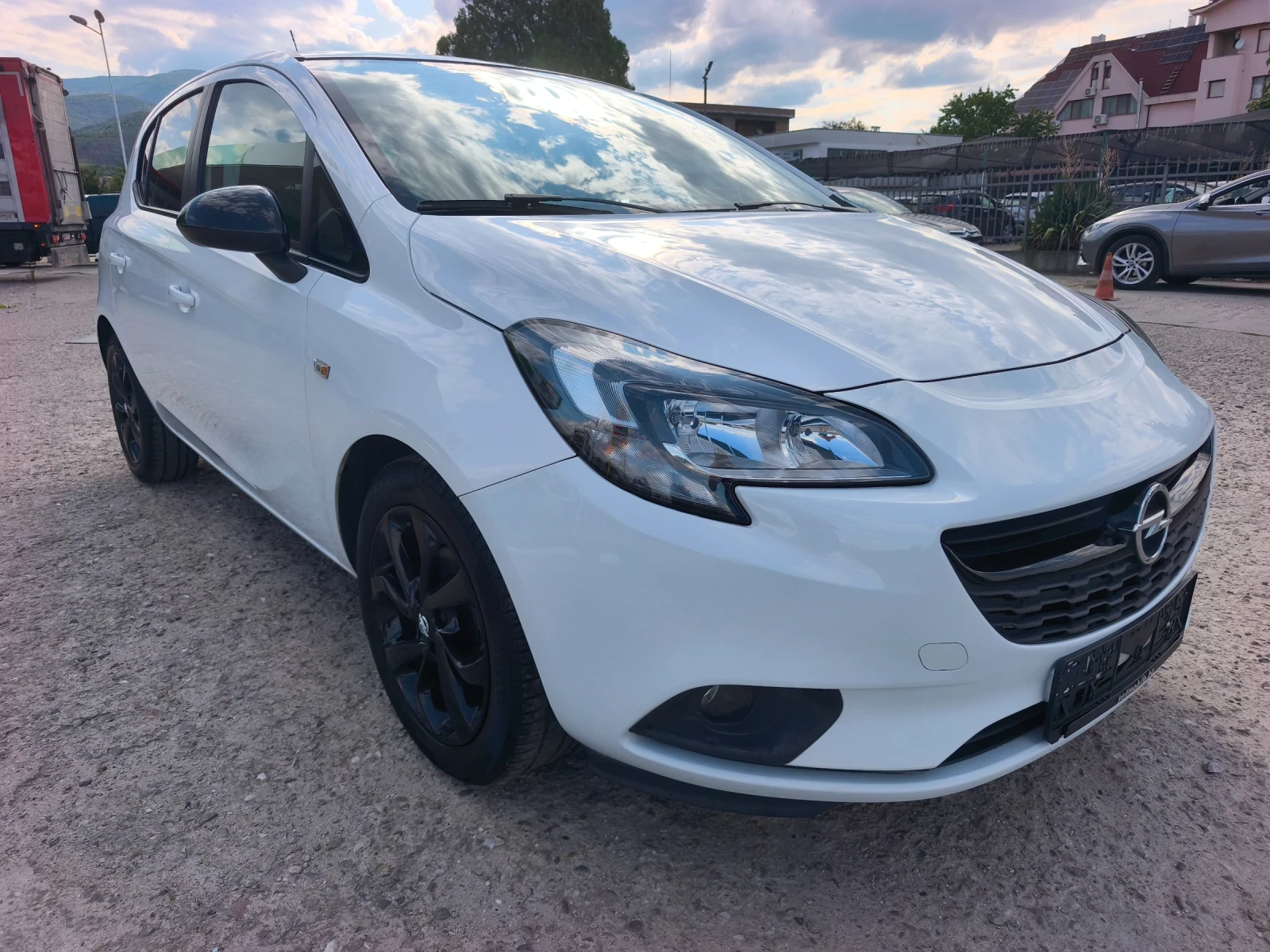 Opel Corsa 1.4 LPG SPORT NEW !!!, снимка 3 - Автомобили и джипове - 55476190