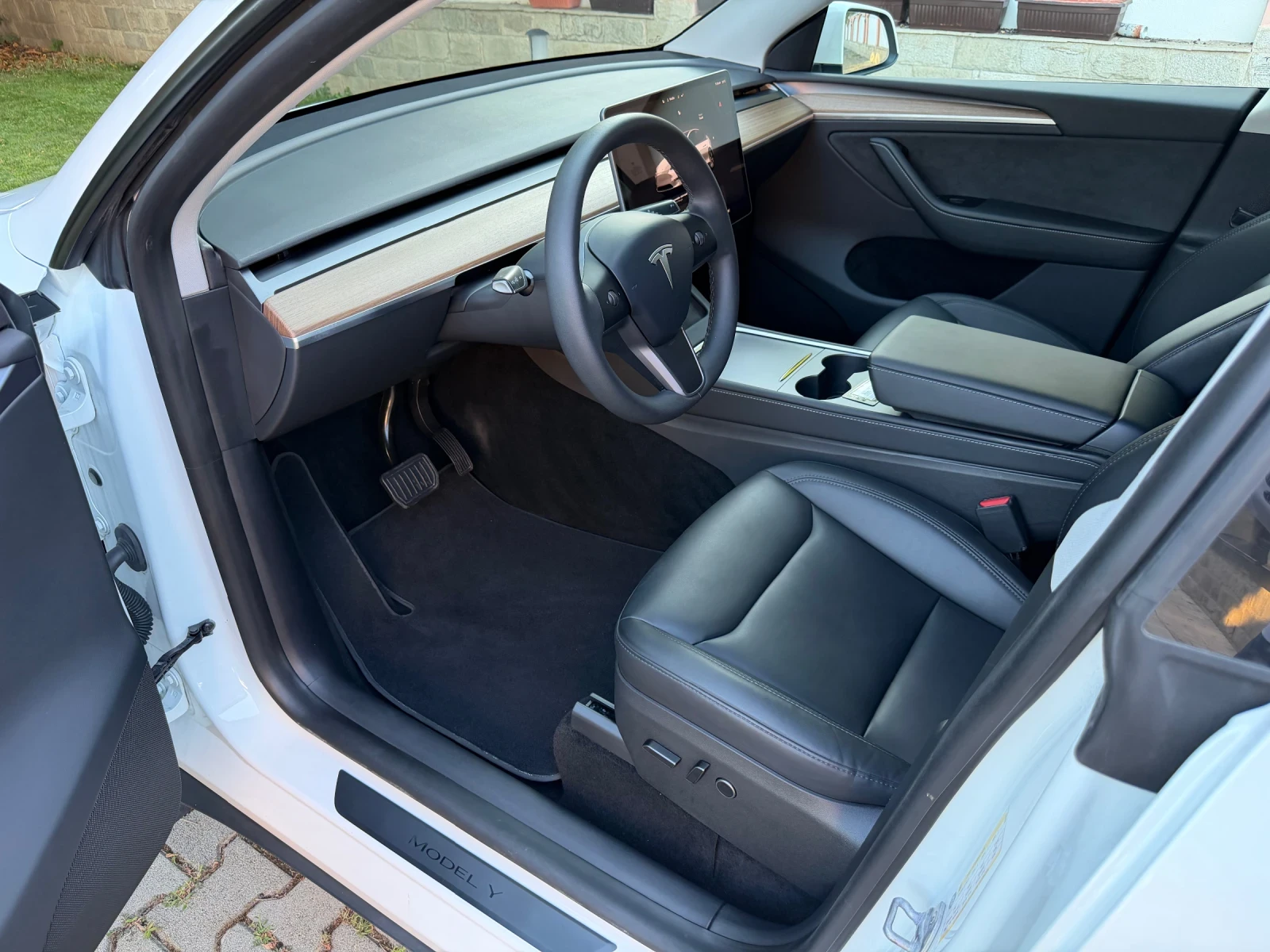 Tesla Model Y LongRange/DualMotor/4x4/514hp/Germany/Наличен, снимка 8 - Автомобили и джипове - 55480893