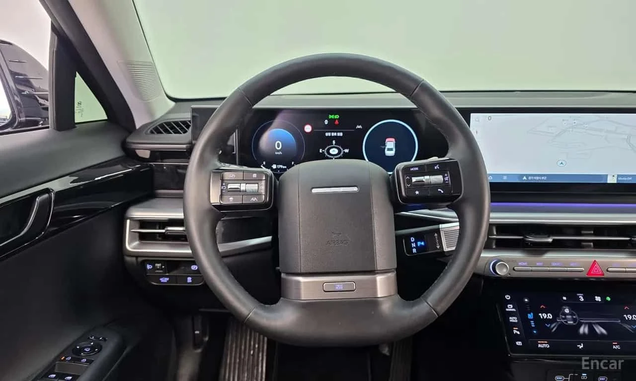 Hyundai Grandeur * 2, 5 Gasoline 2WD * ОПЦИЯ ЗА ФИНАНСИРАНЕ, снимка 13 - Автомобили и джипове - 55563942