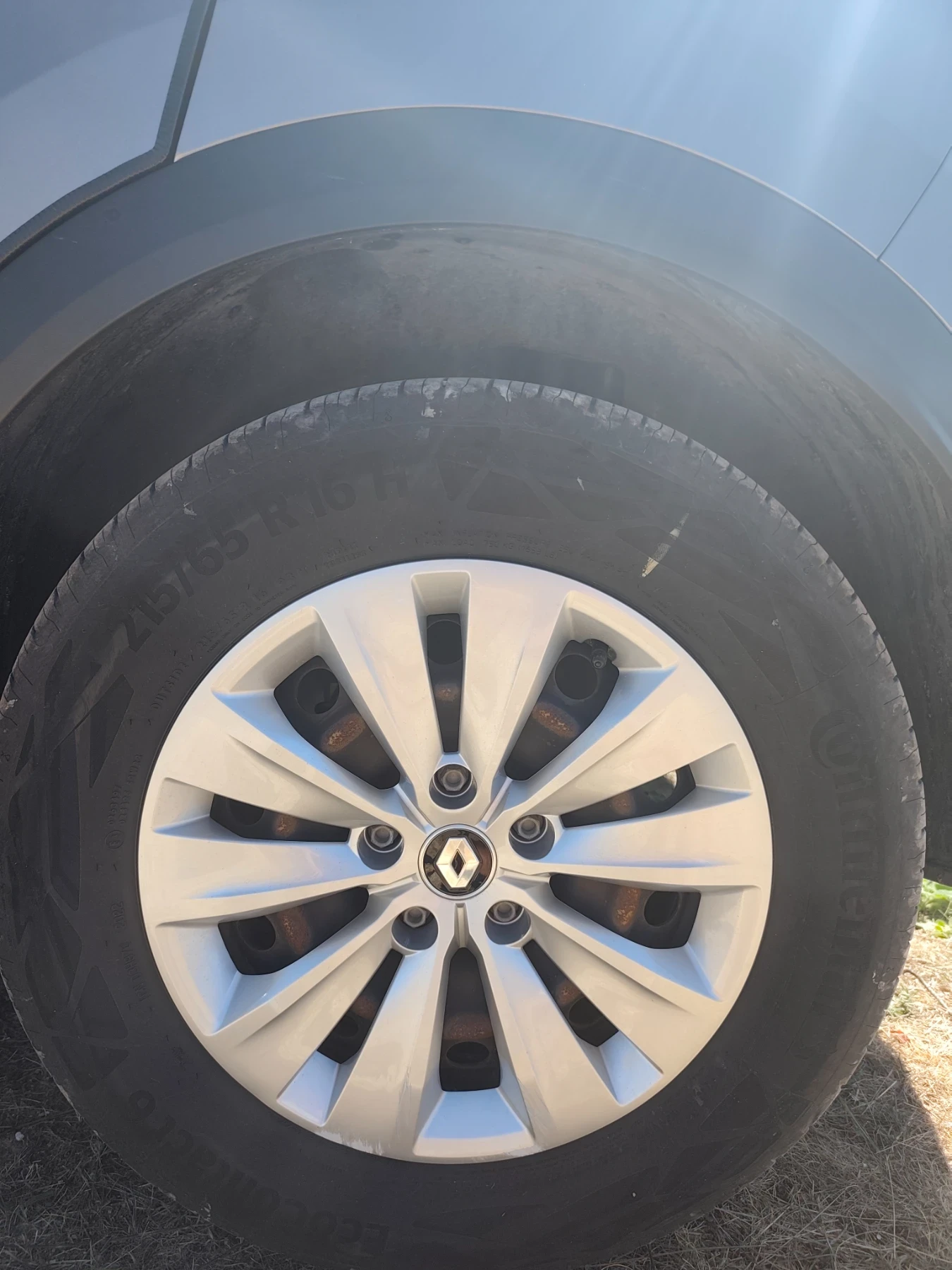 Renault Captur, снимка 13 - Автомобили и джипове - 55963726